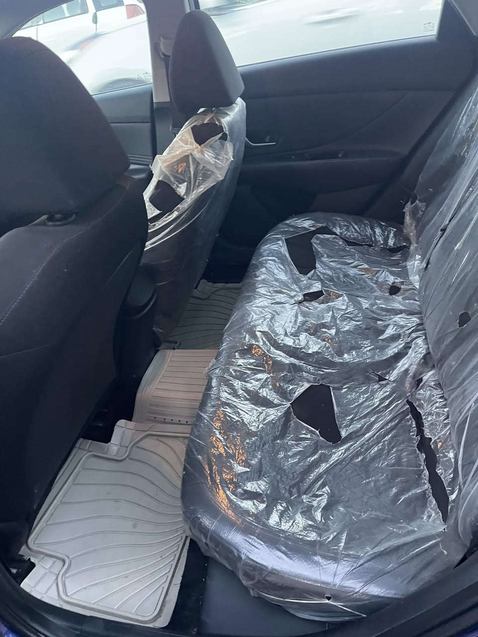 النتر 2023
ماشية 47 
سيارة كفاله عامه عدا لحية داعميه الاماميه
مواصفات
كشنات تدفئه
تخم تاير جديد
سايد بريك دكمه 
كير AT 
مكاني بغداد حي اور

  سعر 162
رقم الهاتف ***********
