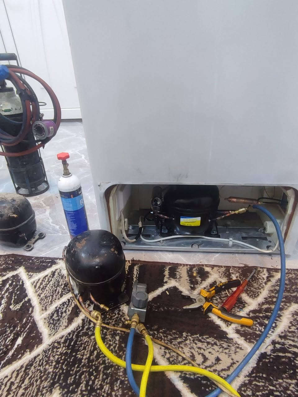 صعدو المنشور فضلا وليس أمرا
🔴 أنتباه  🔴 أنتباه  🔴أنتباه
(تصليح موقعي)
 الان يمكنك تصليح اجهزتك الكهربائية في منزلك ثلاجات /مجمدات/ سبالت/ غسالات/ و نصب سبالت   (شعارنا المصداقية في العمل)
يمكنك الاتصال على الرقم التالي بلال: :***********
#مصلح_ثلاجات
#الجميع
