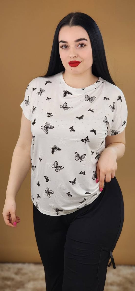 بدي ابيض خامه قطنيه تطريز 🩷
القياس استندر كبير 
وزن ٥٠ الى اكثر من ١٠٠ 
🔴يوجد جمله ومفرد 
للطلب والاستفسار يرجى مراسلتنا عبر واتساب 🩷 
يوجد توصيل إلى كافه انحاء العراق


**إذا كنت صاحب هذا الإعلان وتريد حذفه لأي سبب، رجاءا أرسل رسالة إلى الدعم الفني**