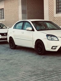 كيا ريو • ٢٠١١ • ١٦٠٠