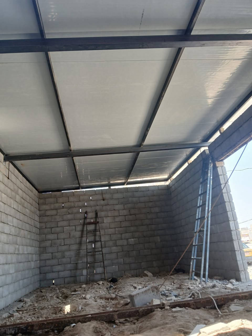 صباغ حداد شعندك بس خابر وتدلل
***********
