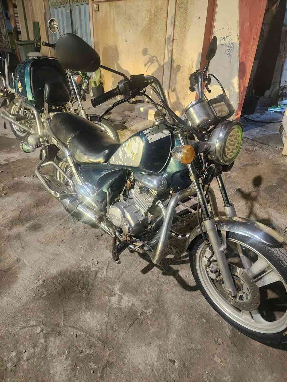 داليم لبيع مجقت جديدالسعر700وبي مجال الاتصال على رقم ***********
