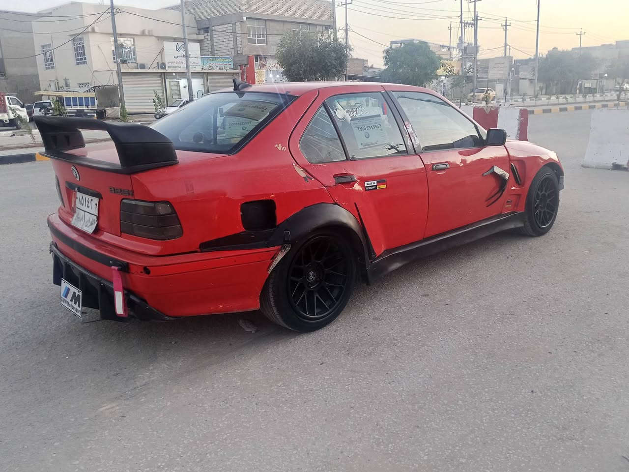 السلام عليكم
بي ام دبليو مديل 91 e36مكينة 25مسكر كير اوتو يردلها ترتيب بسيط السيارة للبيع او مراوس حسب القناعه


**إذا كنت صاحب هذا الإعلان وتريد حذفه لأي سبب، رجاءا أرسل رسالة إلى الدعم الفني**