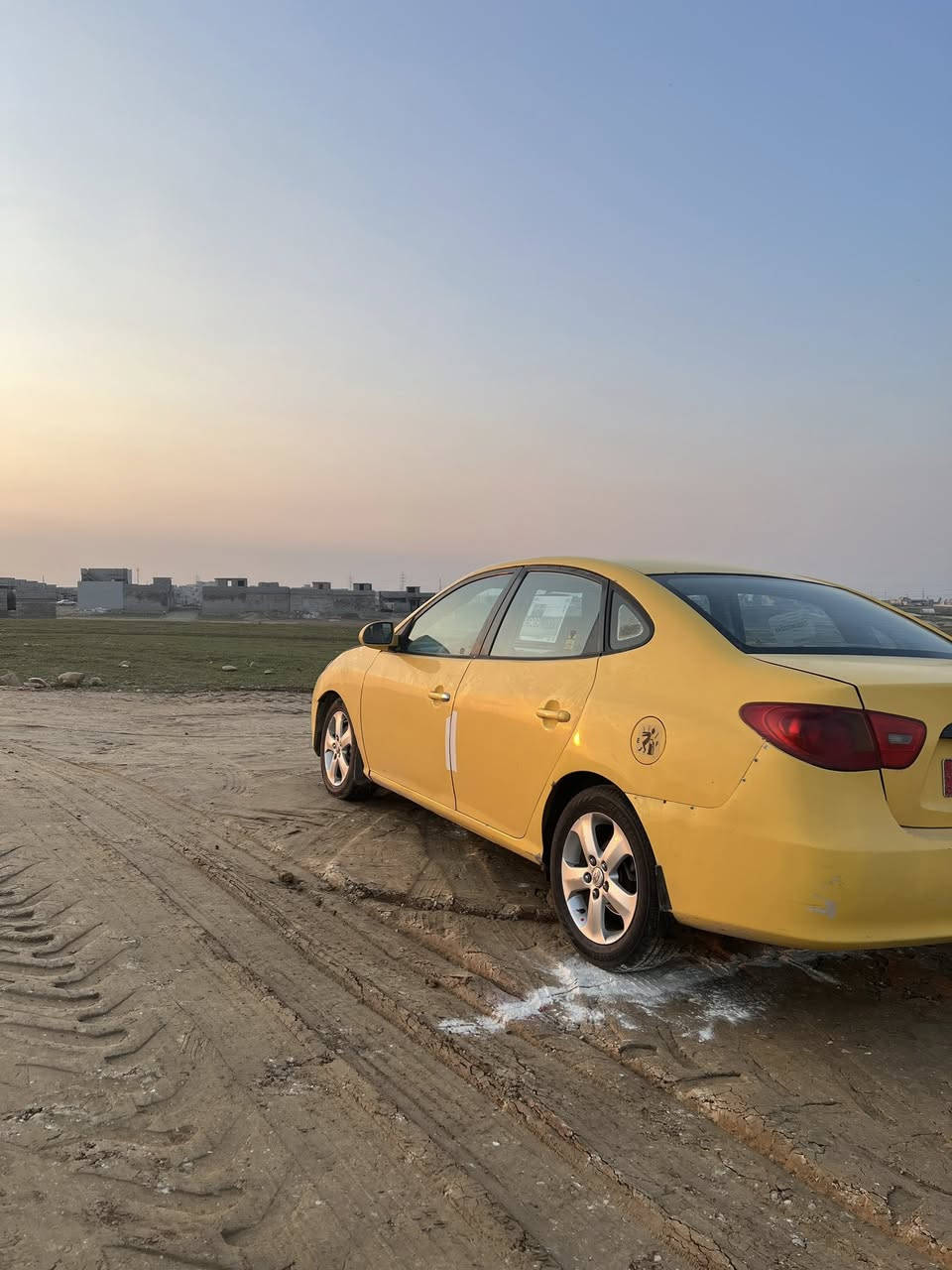 سلام عليكم النترا ٢٠٠٨رقم ديالى بسمي تحويل بل موصل 
محرك ١٦شرط كير شرط طخم وره كدام جديد دوشمه جديده
باتري تخم تاير كلو جديد ضرر بيها طخه بل مصاطر الكداد 
بدون شاصي بدون قاعده دبل شرط بس المصاطر السعر ٨٢هاذا رقمي بي واتساب ***********////***********
