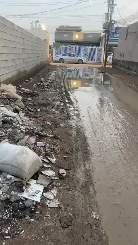 بيت للبيع دوانم خلف اسواق المدينه نهروان سعر 40 وبي مجال استفسار ***********
