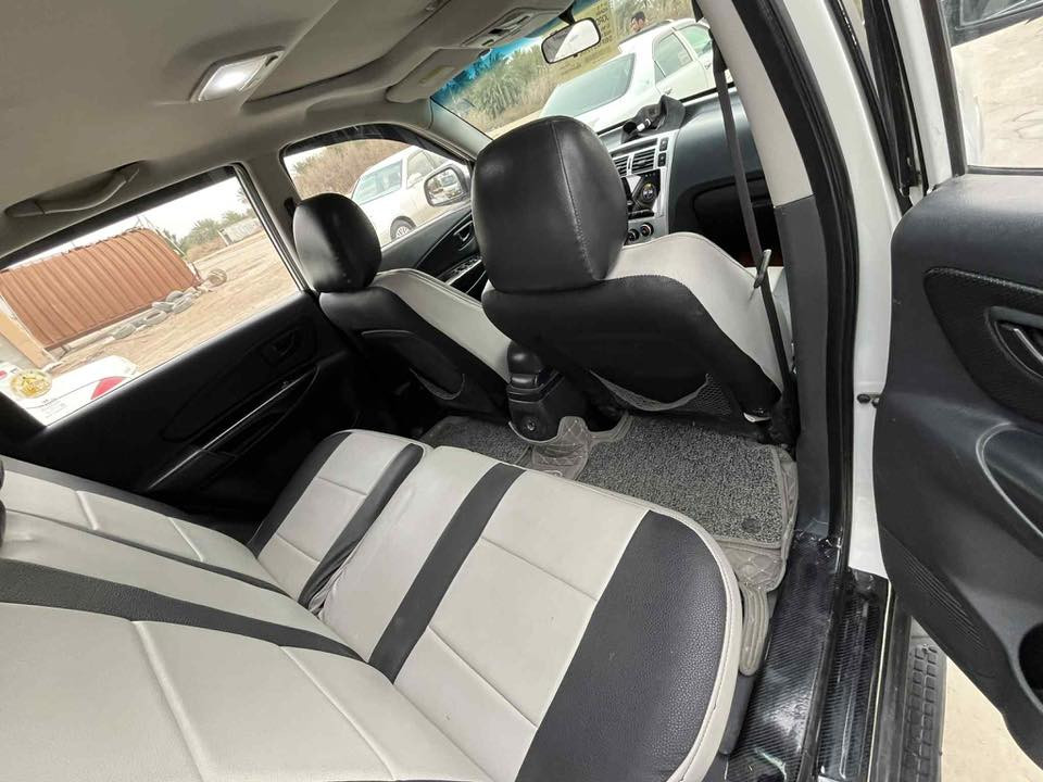 للبيع توسان ٢٠٠٩ خليجي كفاله عام جديدة جدا 
كفاله كير محرك تدفئة تبريد كفاله من صبغ وفتح وتبديل فول مواصفات فول الفول 
فتحة شاشة رقم بابل دولي مانقصها برغي جاهزة 
مكاني الحلة
***********
