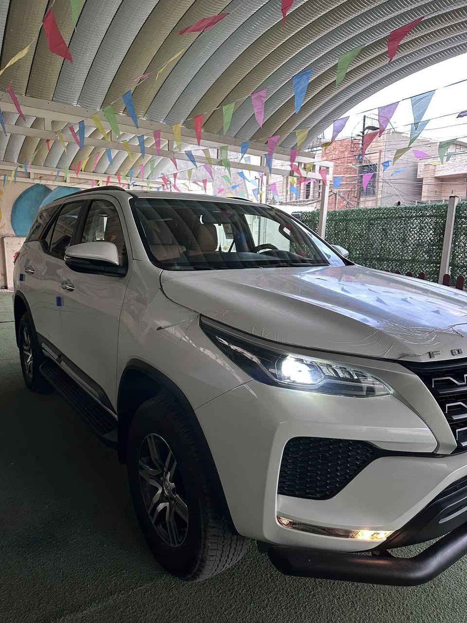 السلام عليكم و رحمة الله

فورتشنر 2024 بالفابلون

( بحالة الزيرو ) 

رقم إربيل الجديد  

فحص و هزة جديد  

اربعة سلندر / فور ويل  / حساسات امامية و خلفية / كاميرا خلفية  / تبريد بيانو  / مري شفط  / تبريد 3 قطع / قفل سرعة  …. الخ 

الإضافات الأخرى ( درع امامي / هوك خلفي / دواسات حوضية / دوشمة جلد / ستيلات جانبية ) 

 السيارة جديدة جداً ماشية ٣،٧٠٠ كيلو فقط

شرط التحويل او الوكالة حسب الاتفاق 

موجودة في بغداد / اليرموك 

 

للاستفسار / ***********
