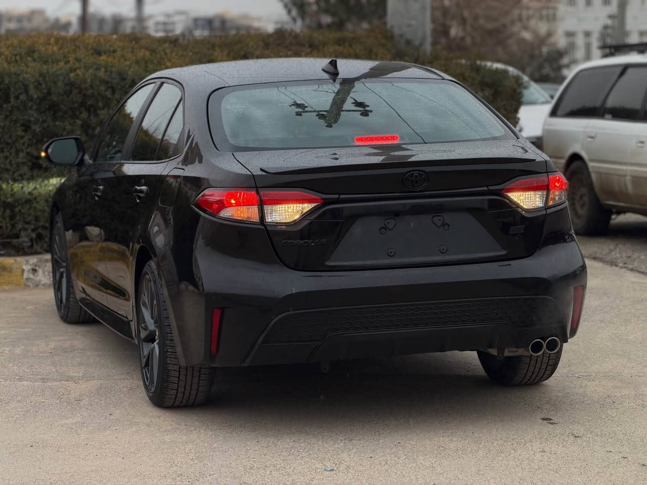 تويوتا كرولا موديل 2024 ماشيه 9 mil
بجم كبس بيها قبع الصندوق صبغ وراس جاملغ الخلفي الايرباگ كله سليمه شركة  السياره بجم كبس 
بصمه 
شغال عن بعد 
ويل كب كروم 
شاشه
كبيره 
كاميرا 
لايت زينون 
هاندبريك بصمه 
رادار امامي 
رادار جانبني 
دخول ذكي 
السياره بدون باد بدون رصعات تترقم شمالي 
السعر 144
***********
*********** اكر, نينوى
