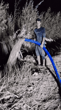 مكتب حفر الابار الأرتوازيه
‏‪***********
يعلن عن حفر الابار بكافة الاحجام
غسل وتنشيف الابار 
حفر الركائز
حفر النقاط 
حفر وفحص التربه
وعمل كافه المقاولات العامه
نعمل في كافه محافضات العراق
دقه في العمل وسرعه في الانجاز

للاستفسار الاتصال على الارقام
