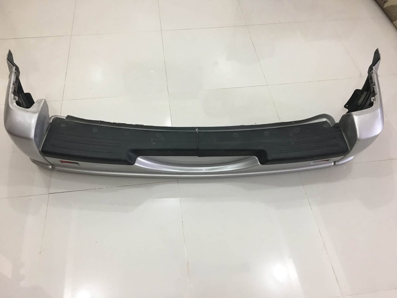 اكصدام ليبرتى خلفى استيراد حاله فوق الممتازه


**إذا كنت صاحب هذا الإعلان وتريد حذفه لأي سبب، رجاءا أرسل رسالة إلى الدعم الفني**