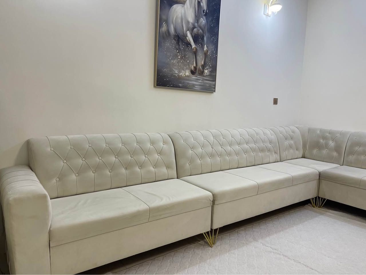 ديوان لبيع الطول سبع أمتار شغل أيد من أربيل السعر ٤٠٠ الف وبيها مجال لاستفسار*********** كركوك, العراق
