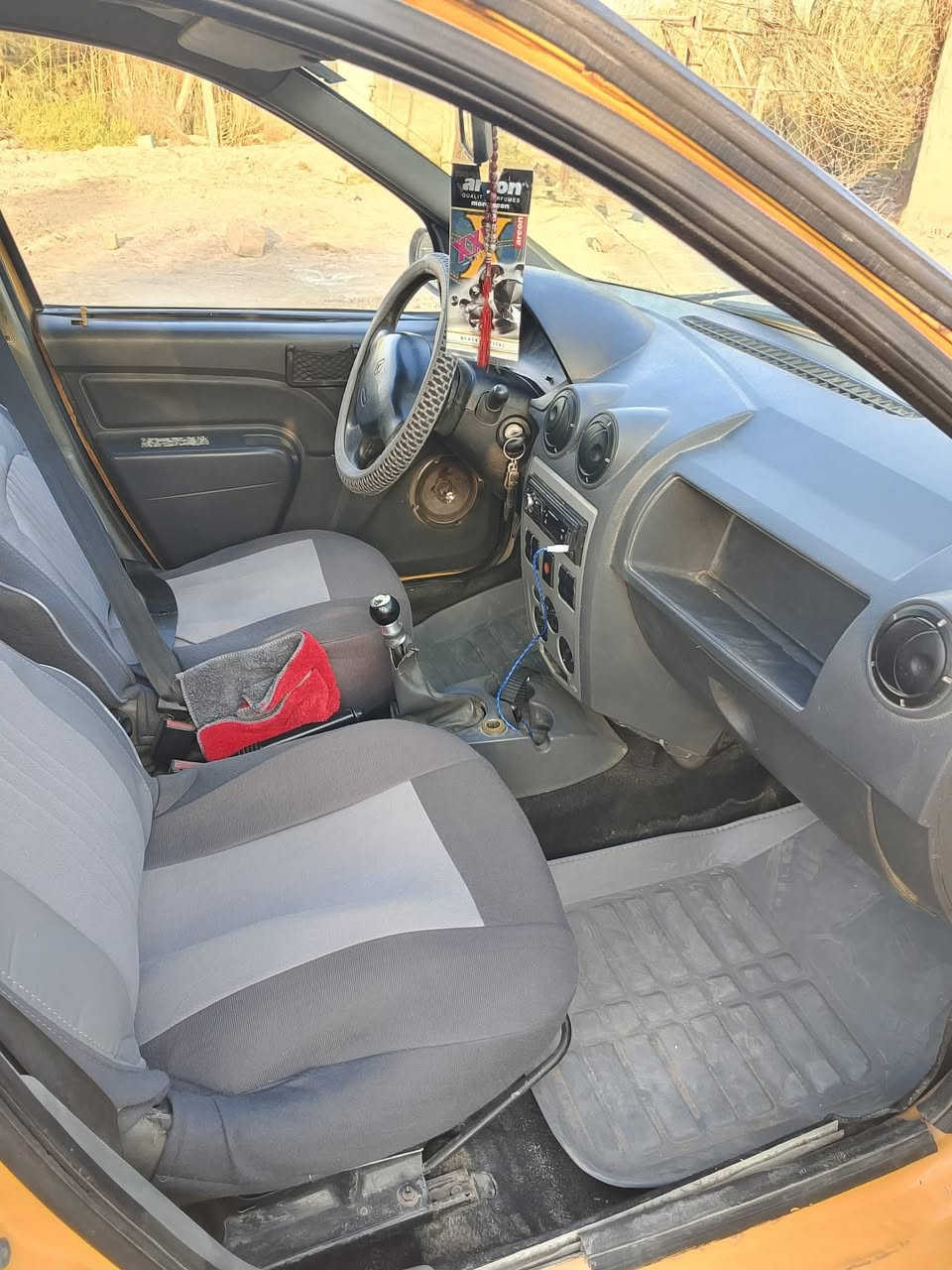 السلام عليكم رينو لوكان 2009  للبيع معروضه 27 $وبيه مجال مطلوبه هيئه121 ع المشتري   سنويه 29 مكانها كربلاء طويريج راعيها بغداد الزعفرانيه لاستفسار *********** بيه واتساب
