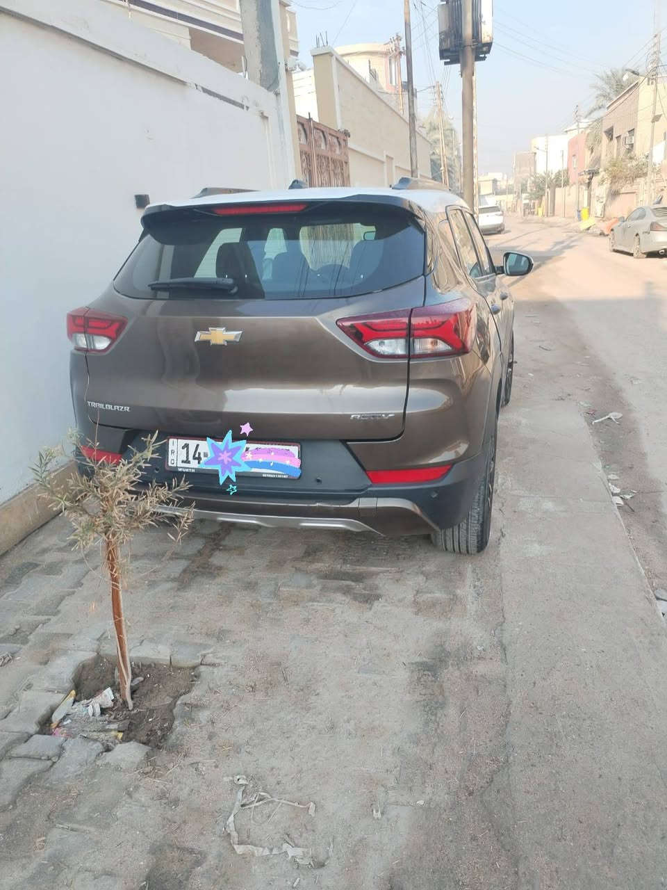 السلام عليكم
بيع أو مراوس
سياره أنضف من الصور

شوفرليت تريل بليزر Activ
موديل ٢٢
السعر ١٦٣  مجالها قليل
حادثها ضربه في الچاملغ الخلفي راجع بارد،، مكفول عدا هذه الضربة التي ذكرت
 السنوية بأسمي لغاية
٢٠٣٠
اللون بني 
دواخل أسود على بيجي
ايرباك سليم 
ذاكرة مقاعد
مكيف
زجاج كهربائي
نظام أنذار
سنتر لك
كراسي  مدفئه
USB/AUX مدخل
مقاعد جلد
اكياس هوائيه
مقاعد رياضيه
تحكم مقاعد كهرباء
مقعد خلفي كهرباء
تحكم مقود
مقود مدفئة
محرك ١٣٠٠ تيربو
***********
