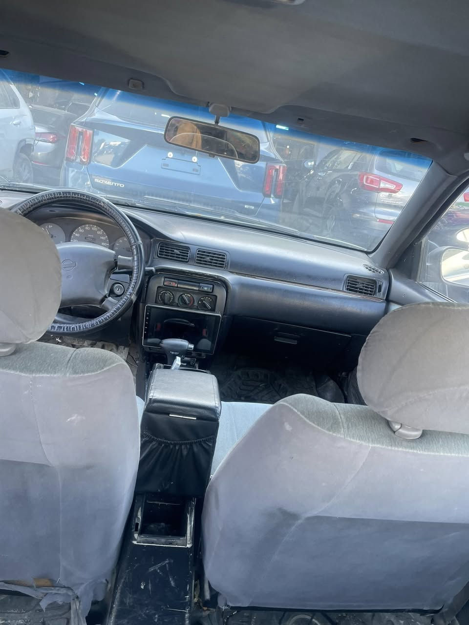 سلام عليكم نيسان سني 94 بغداد 
جاهزه كير اوتو محرك اشويه بي تبخير 
غرفتها نضيفه السعر 28 مابيها ضربه دواخلها 
ابلاد *********** مكانها بغداد البياع
