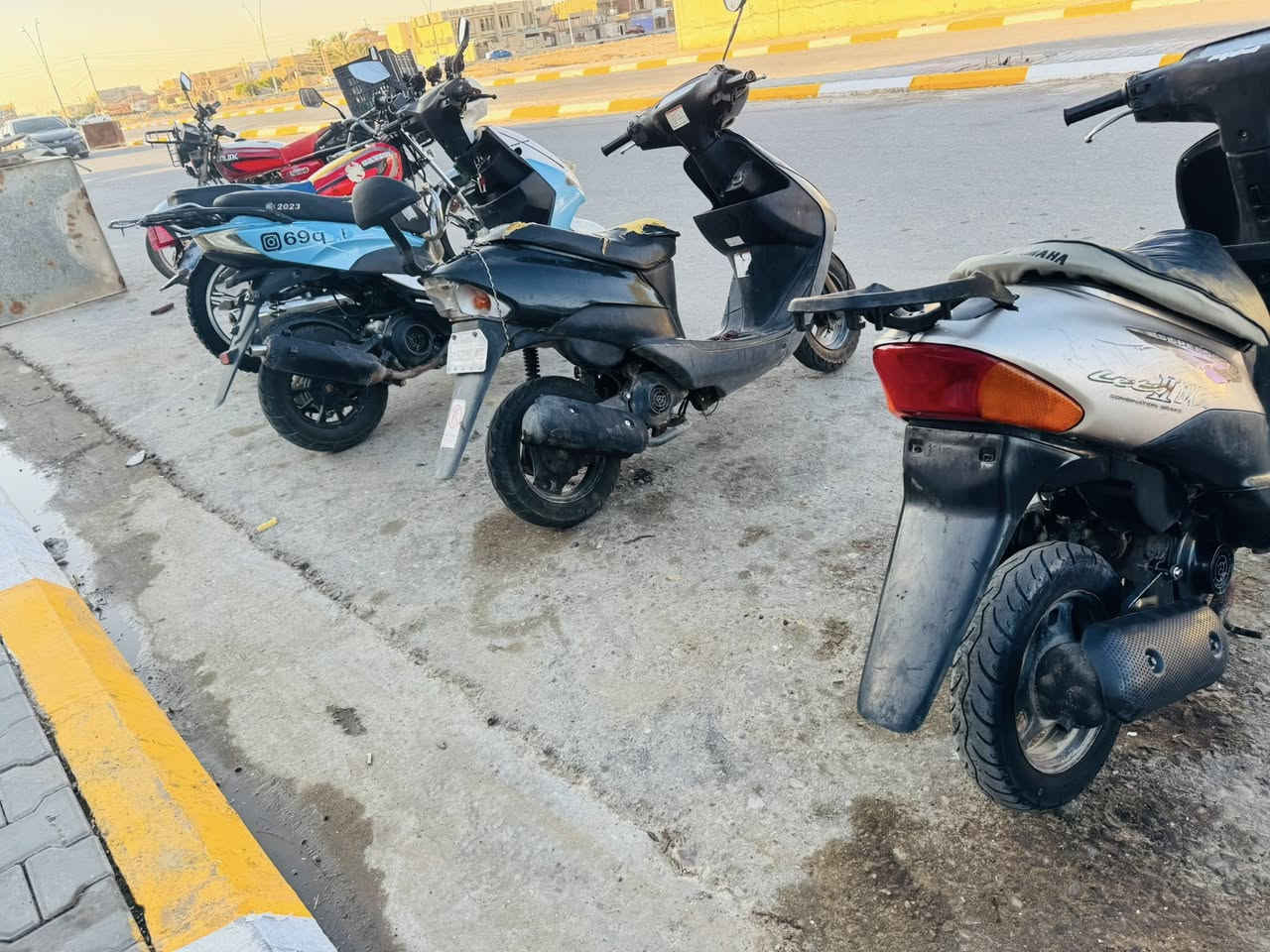 للبيع سيفان  موديل 2020السعر 375
للبيع ساسوكي لون اسود سعره 150 للبيع ساسوكي 250 للبيع ماكس ياباني 450  الصور كلهن موجدوه مراسله مارد عل خط اتصل و تشلع عيوني ***********
