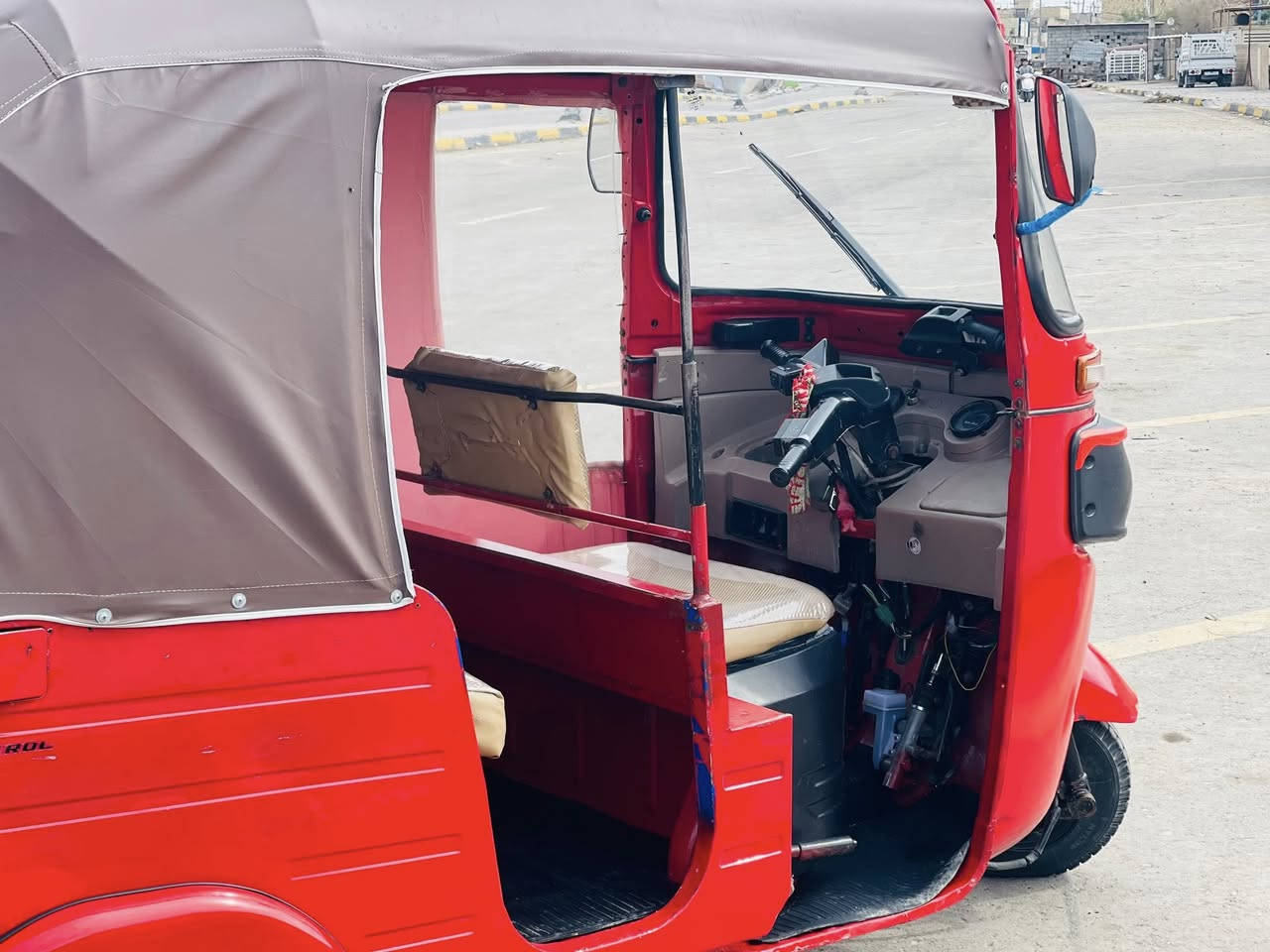 السلام عليكم تكتك البيع الموديل 2018 ‏دراجة رقم إنكليزي تحويل ثاني يوم خاص ما موجود وهذا رقمي خاص ماموجود ￼
وبي وتساب***********
