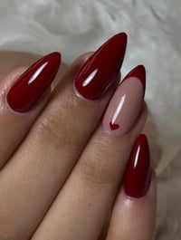 ڤيرا بيوتي سنتر • الموصل حي المثنى • شارع مسبح المثنى