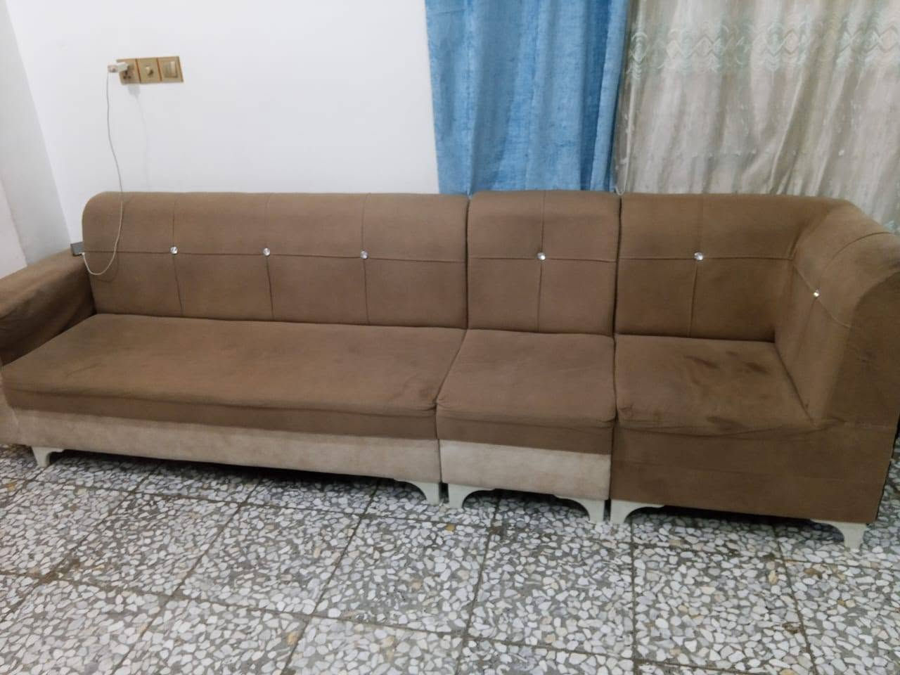ديوان البيع 250


**إذا كنت صاحب هذا الإعلان وتريد حذفه لأي سبب، رجاءا أرسل رسالة إلى الدعم الفني**