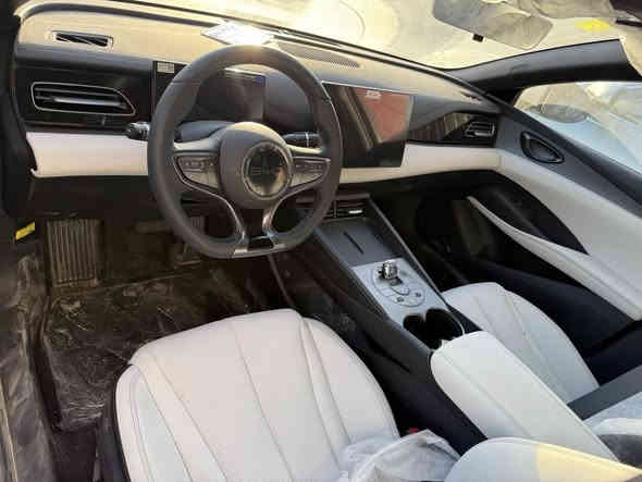 السلام عليكم 
(( معرض دار السلام))
توفر ال سيل 6 بكافه الالوان 
الابيض داخل الابيض
الازرق داخل ابيض 
البيج داخل ابيض 
الاخضر التفاحي
٠٧٧٤٤٤١٤٣٨
***********
معارض البياع مدخل الشارع المميز
