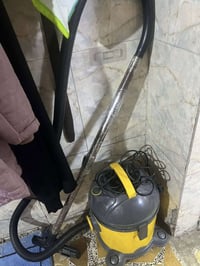 مكنسة كهربائية • بالمجان