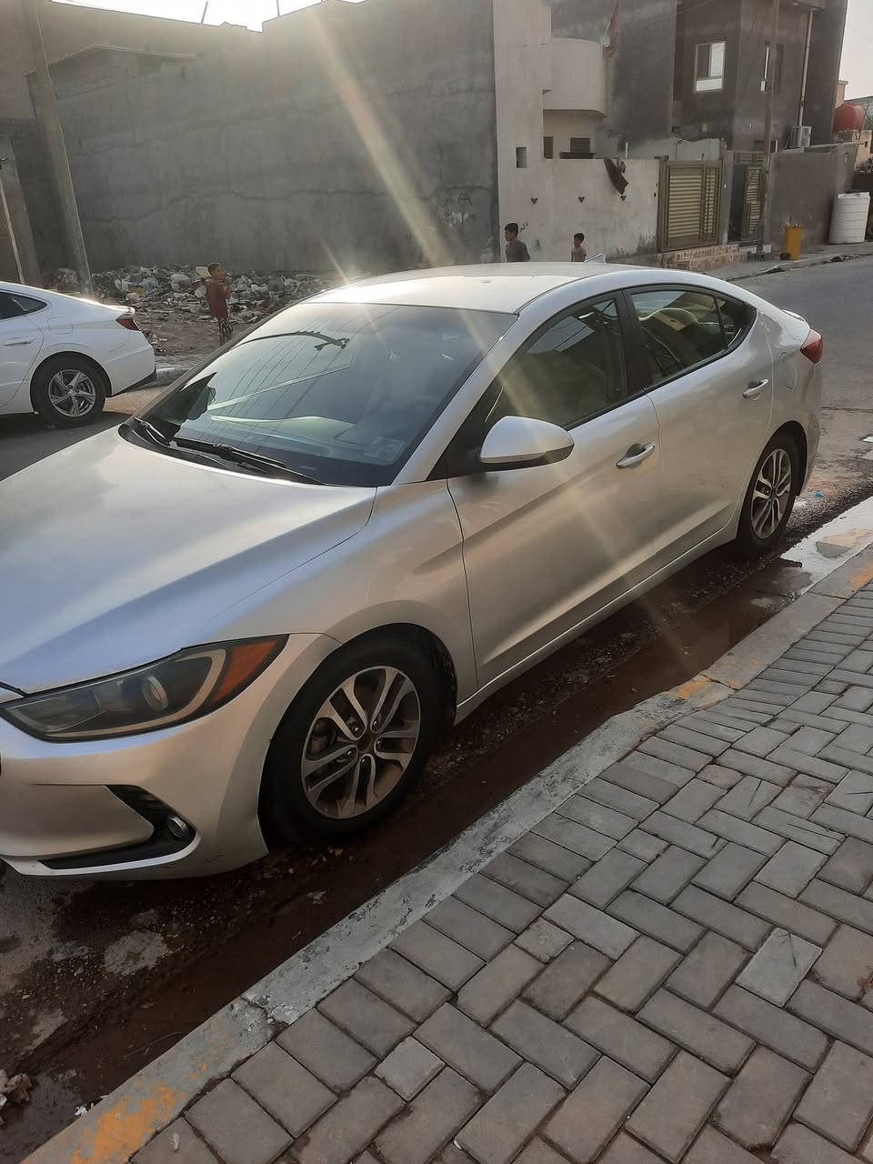 السلام عليكم النترا امريكي2018 بصرة حرة بأسمي حادثها تبديل بنيد وتبديل الجاملق الامامي سيارة جاهزة تخم تاير جديد وحدادة جديدة السعر 125
***********
