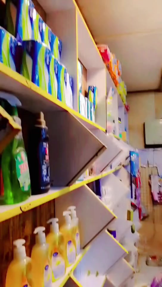 السلام عليكم عندي اسواق للبيع بابل ناحيه النيل اللي يريده يخليه يخابرني***********
