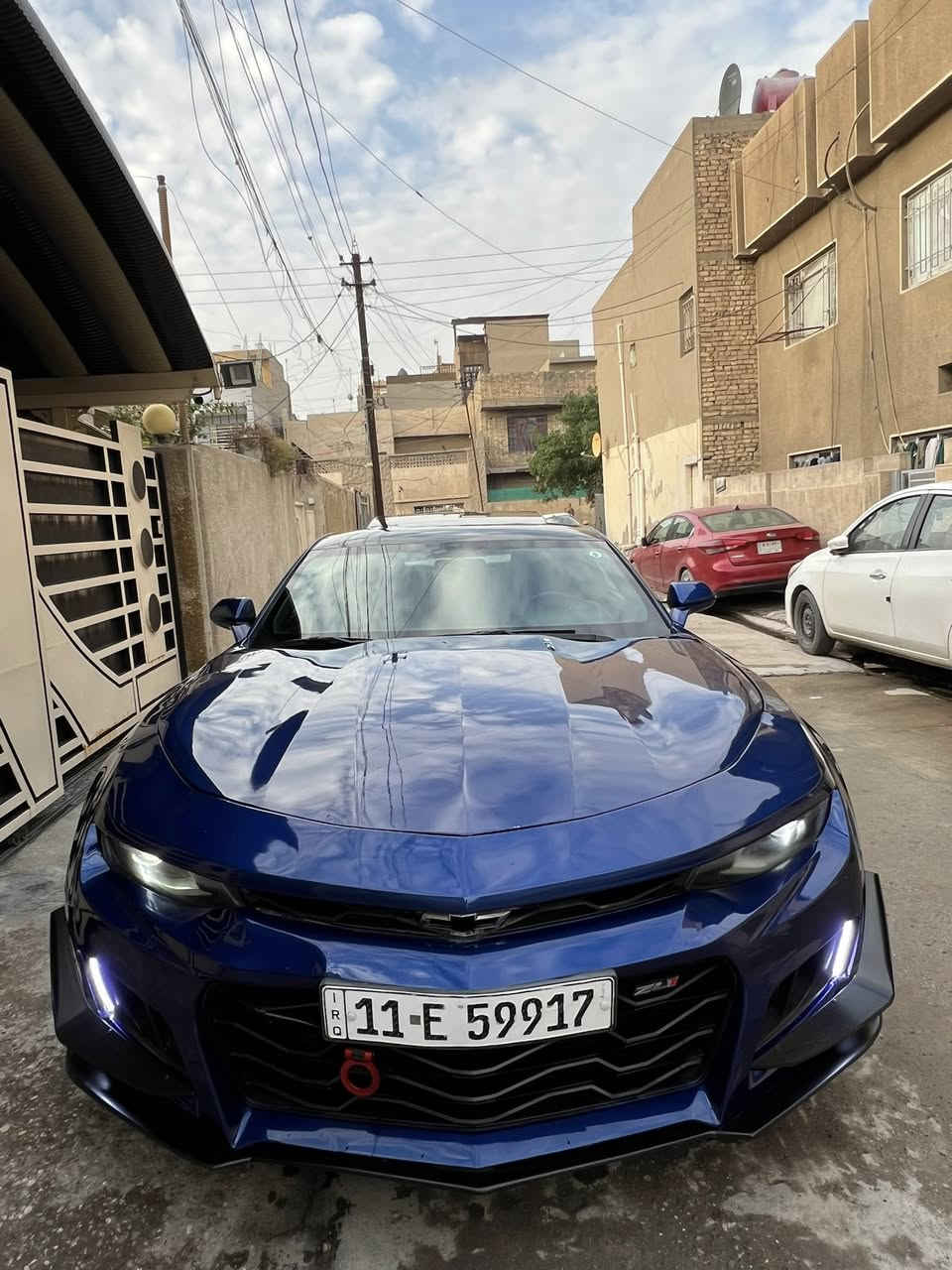 كمارو ٢٠١٦
السلام عليكم 
بيع بدون مراوس
البيع نقد فقط
كمارو ماشيه ٦٠ فقط 
السياره باسمي شخصياً دقم دولي
فول مواصفات 
السياره كلش نظيفه 
موديل 2016
محرك 6 سلندر 
لون ازرك 
فتحه سقف 
كراسي كهرباء
تحكمات ستيرن 
شاشه اعطال 
شفتات سرعه 
شاشه مع كامره
ويل ٢٠
بجم زنون 
السياره كلش مميزه ونظيفه  
مكان السياره بغداد الجديده 

سعر السياره 125 ورقه 
بيهه مجال جداً قليل

*********** واتساب
