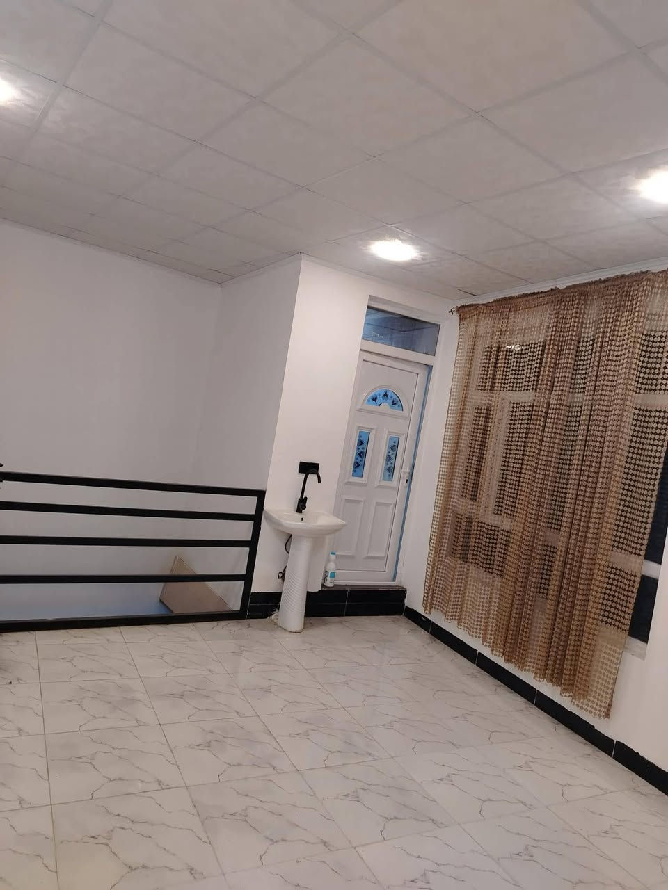 بيت للبيع مساحه 🗾100
البيت فول سيراميك 🏚️
قاطين 
غرفه نوم وصاله 🏠
واستقبال  🏠
ومطبخ🏠
صحيات 🏠
خانقين تولفروش 
سعر 50
_______________________________________
1️⃣●اسعار 💵العقارات المعلنة في مكتبنا تُحدد من قبل البائع 💸صاحب العقار وليس المكتب والسعر قابل للتفاوض بين البائع والمشتري📜 
2️⃣●⌛نتميز بعدم رفع سعر العقار من قبلنا ونجمع البائع🤝 والمشتري وجهاً لوجه لغرض الاتفاق📝  على السعر النهائي 👍 
3️⃣●العنوان المكتب☜خانقين بانميل
اذا عندك عقار تريد تعرضه للبيع او تريد تشتري عقار 
4️⃣📬فقط ارسال المعلومات  على الواتساب او الاتصال على هواتف المكتب

*********** (الواتساب)☎️

*********** (الواتساب)☎️
