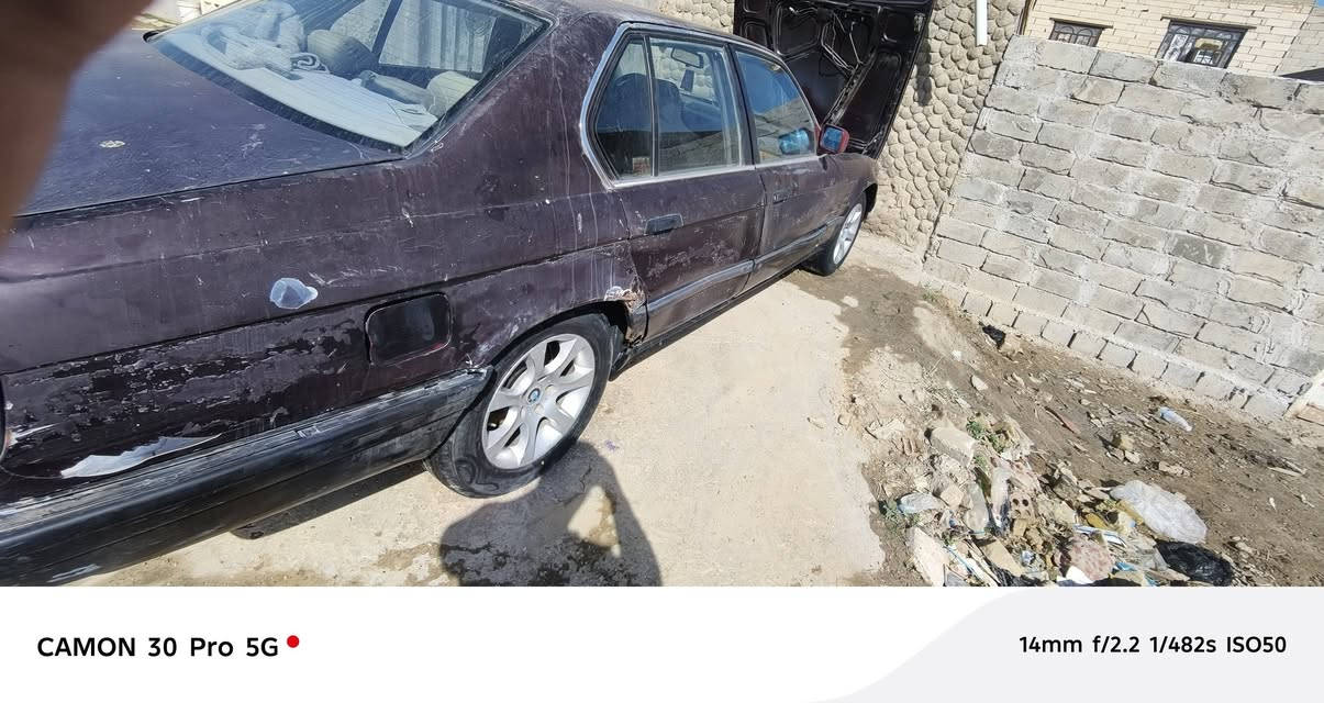 سياره بيم 735 مراوس . مرواس
سياره جاهزه من كهربائيات كل شغال مفواله 
دبل ايرباك السياره كير مكينه كفاله اي شي مابيهن
حداديه 80/100 كل جديد نقص دبل خلفي 2
تايرات جديد باتري جديد والله وياله تفاحه جديده
رقم نجف مالك مالته بل قاسم موجود اتكفل بل مداور 
سياره نقصه بس صبغ فقط غير هاذا كل شغال مكاني بابل ابو غرق رقم ***********
