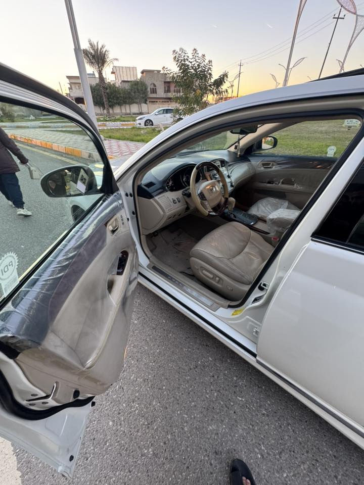 السلام عليكم
افلون 2011 خليجي

لمتد 

5 بصمات 

دخول ذكي 

سيدي متعدد 

ماشيه 139.000 

تنته 

فول مواصفات 

برده خلفيه بلادي 

سياره بيها كم مكان بارد قليل جدا صافيه من كلشي والدعاميه نص مصبوغه الخلفيه مكان السياره كركوك 
جاهزه من كلشي السعر ع الخاص او الاتصال ع الرقم
***********
لحد يكول ليش ماتكتب السعر هاذا الموجود عمي العزيز فقط بيع مباشر
