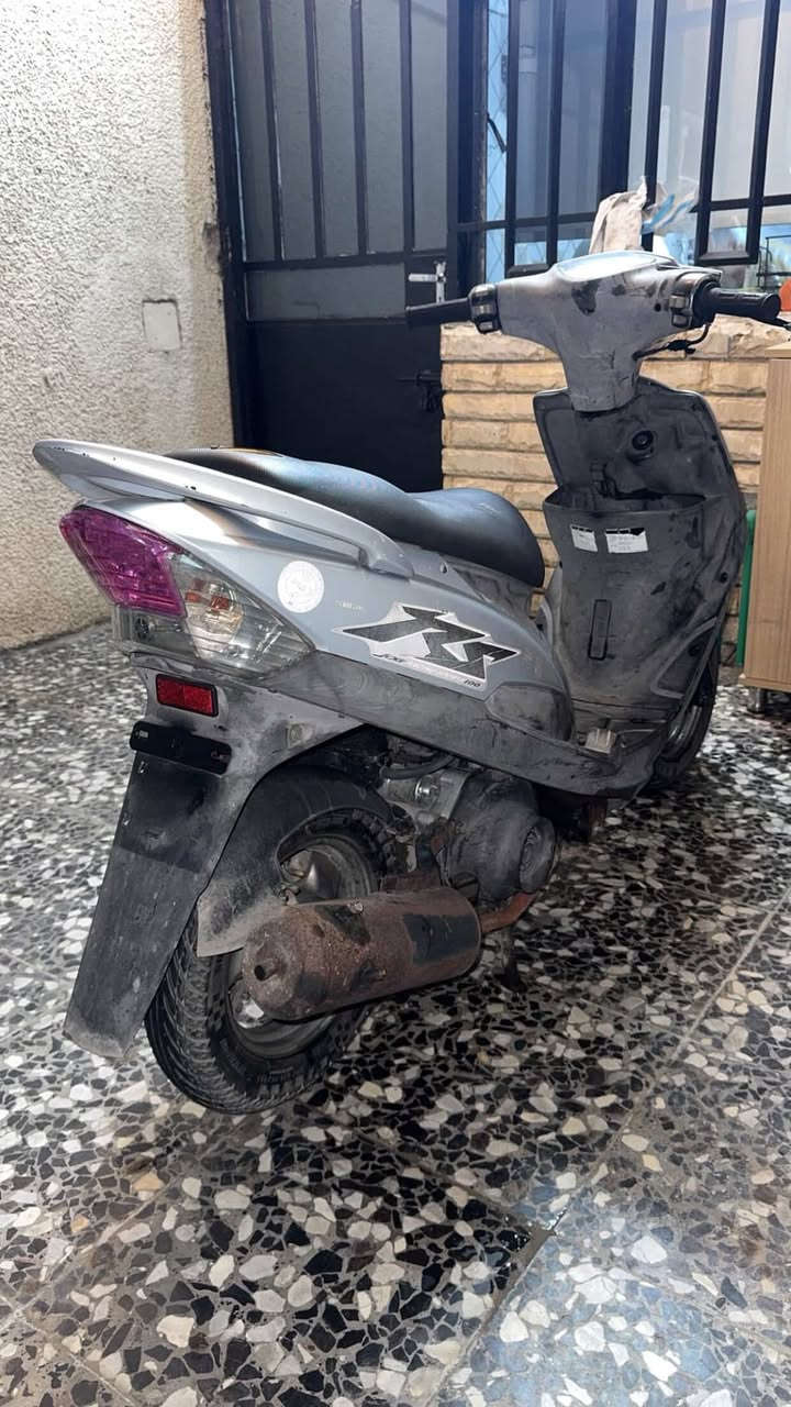 ماكس عدله
سلام عليكم ماكس عدله لون رصاصي صارلها شهر ونص نازله من الرمبه الدراجه كلها بلاديه مكينه ممفتوحه وملحه ودراجه حلوة ومال جنايه اوراقها موجوده سعرها ٨٥٠ وبيها مجال قليل للشراي مكاني بغداد الكريعات رقمي ***********
