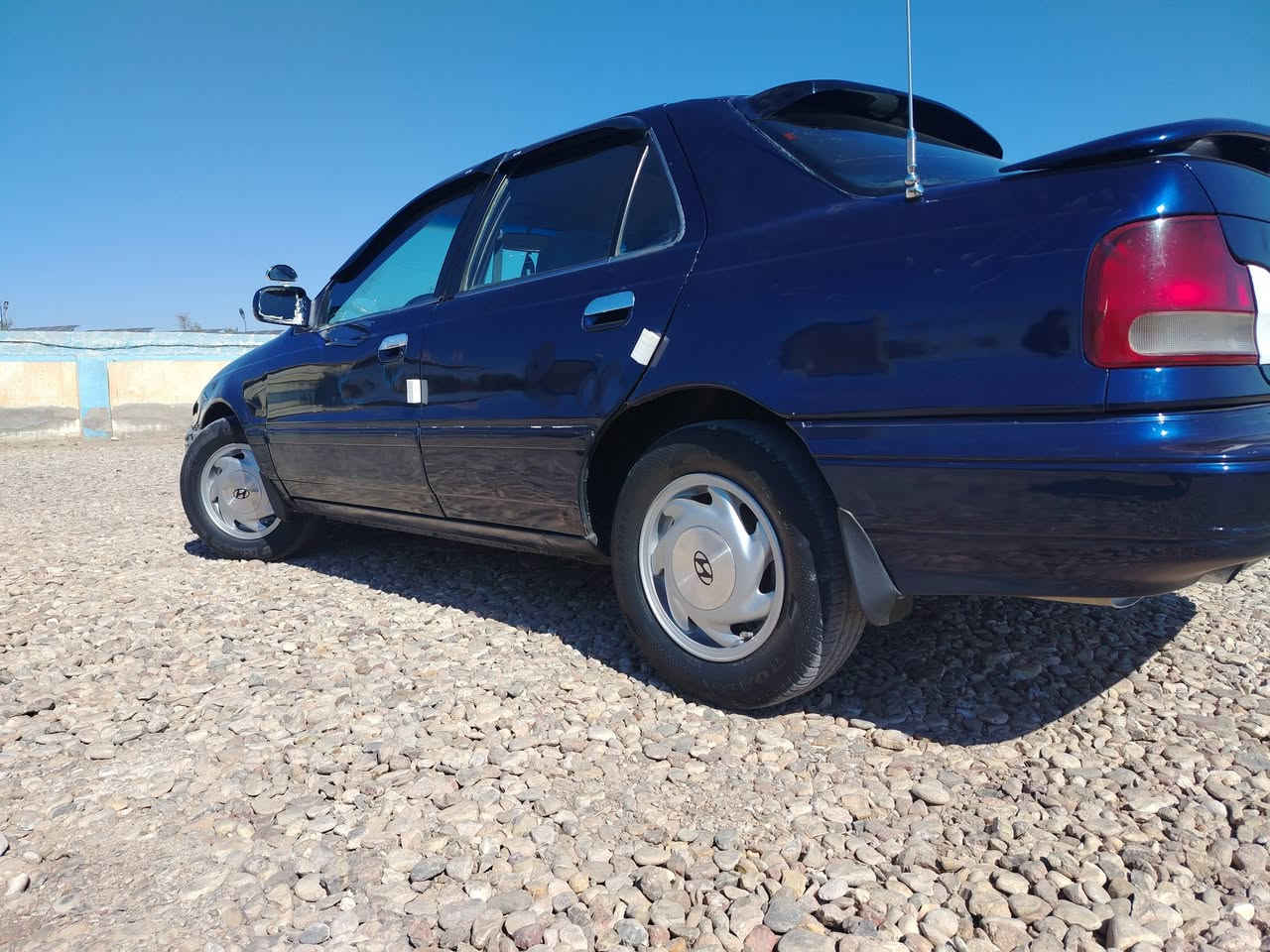 السلام عليكم الأنترا موديل ٩٤ رقم ديالى مشروع وطني سنويه ل٢٧ كير مكينه تخم تاير صدر تبريد تدفئه كله مكفول سياره شواصيها بدون قطرت لحيم والسعر ٣٤ بيهه مجال بسيط العنوان ديالى كنعان الرقم ***********
