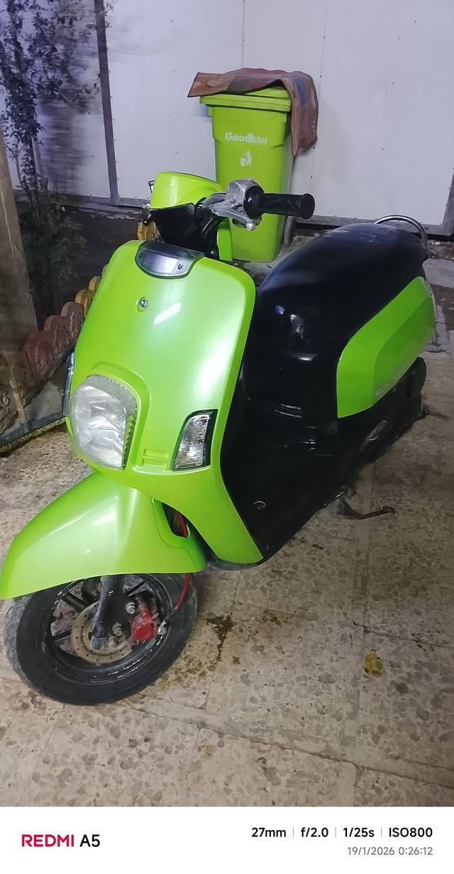 السلام عليكم ورحمة الله وبركاته دراجه بوليسي كابريتر سرعه 120 محرك ولا برغي مفتوح كلشي شغال سلف وهندر وكهربائيات كلهن شغالات نكره سلف🔐 السعر (700) وبيه مجال بسيط الرقم *********** متوفر واتساب
