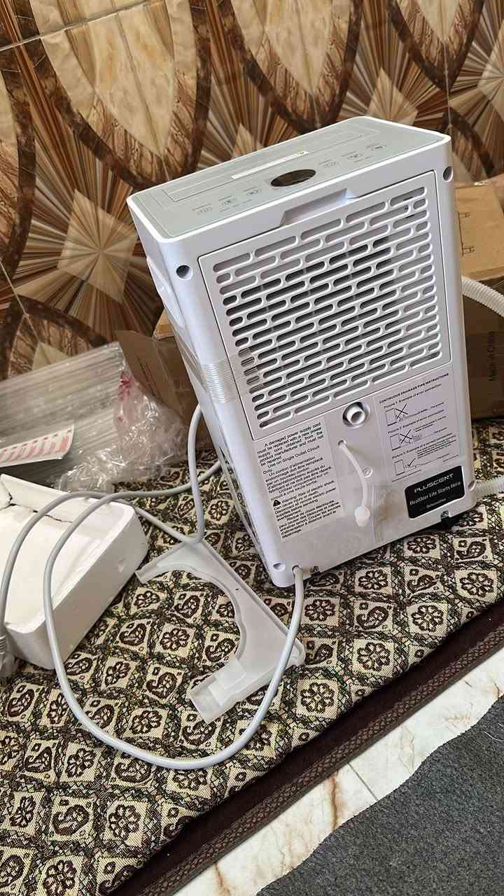 مزيل رطوبة 1500 قدم مربع للقبو من بلسنت 21 باينت/يوم كحد اقصى للمنزل والغرف الكبيرة وغرفة النوم مع خرطوم تصريف، تحكم ذكي في الرطوبة ومراقبة، 3 اوضاع تشغيل، مؤقت 24 ساعة، اذابة الثلج التلقائي


**إذا كنت صاحب هذا الإعلان وتريد حذفه لأي سبب، رجاءا أرسل رسالة إلى الدعم الفني**
