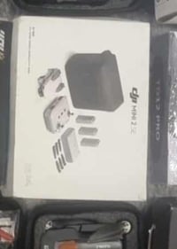 عندي هاي الادرون بس متشتغل يمكن هيه جديده بالوك توصيل ماكو انت تجي تاخ...