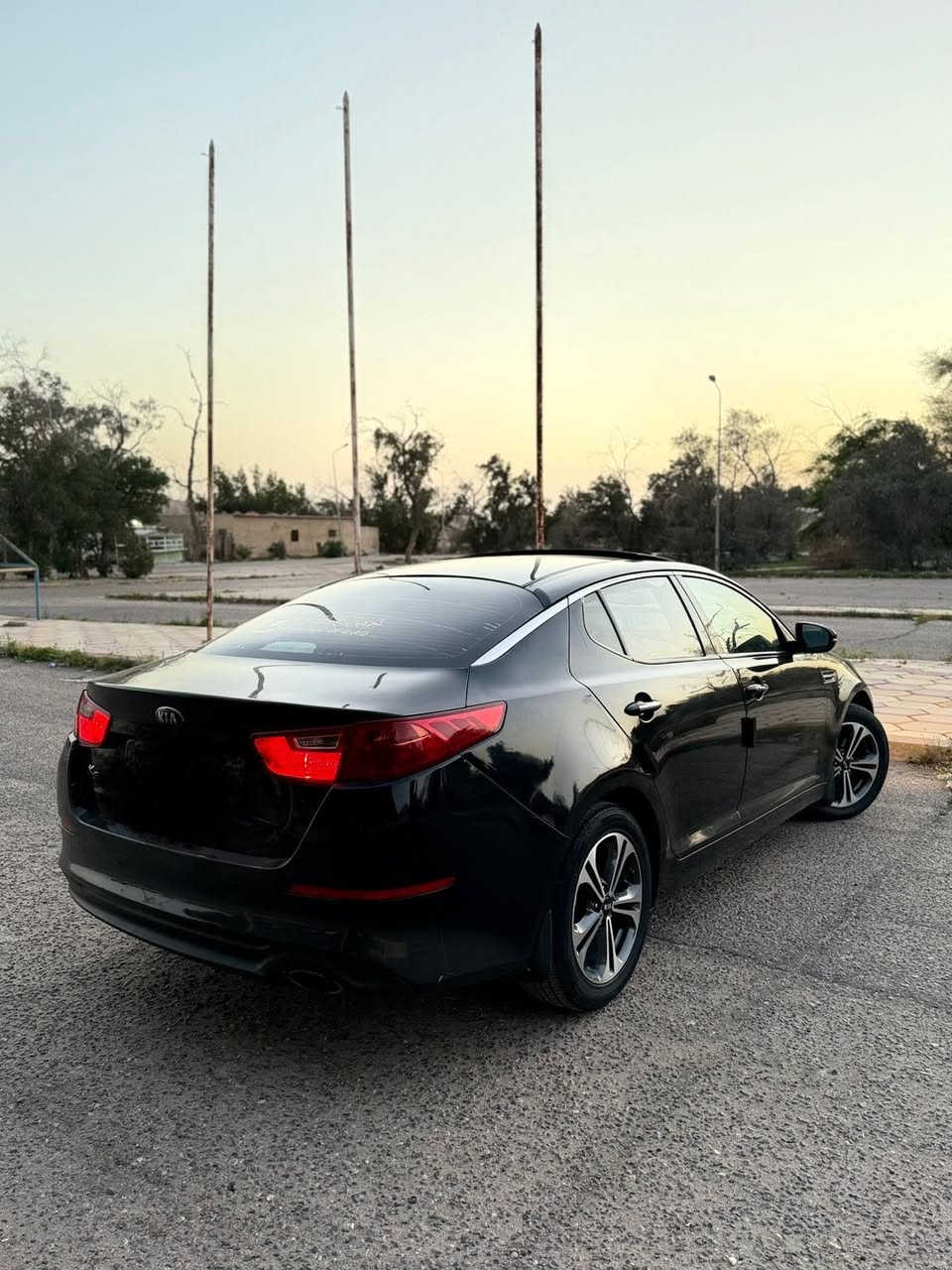 السلام عليكم كي فايف اوبتيما 2016 لون اسود ادوات كصه جنطه شغل باجات اصلي مكينه 2000غاز غاز سياره جديده ودخول جديد ما بيها نقص كير مكينه حداده تخم تاير ويلكب كروم تبريد تدفئه كروز سرعه بلوتوث تحكم ستيرن بانوراما بصمه أبواب وبصمه تشغيل متومه الرقام وسنويه ع لشاصي سياره احله من لصور وجاهزة مكاني البصره السعر 57 وبيها مجال رقمي ***********
