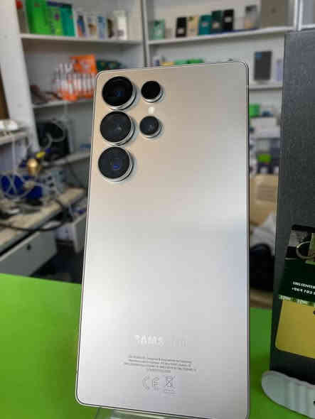 اس ٢٥ الترا ذاكره ٥١٢
رام ١٢
كامل ملحقاته مستخدم شهر و٢٥ يوم 
***********
١٤٥٠ مع كامل ملحقاته
