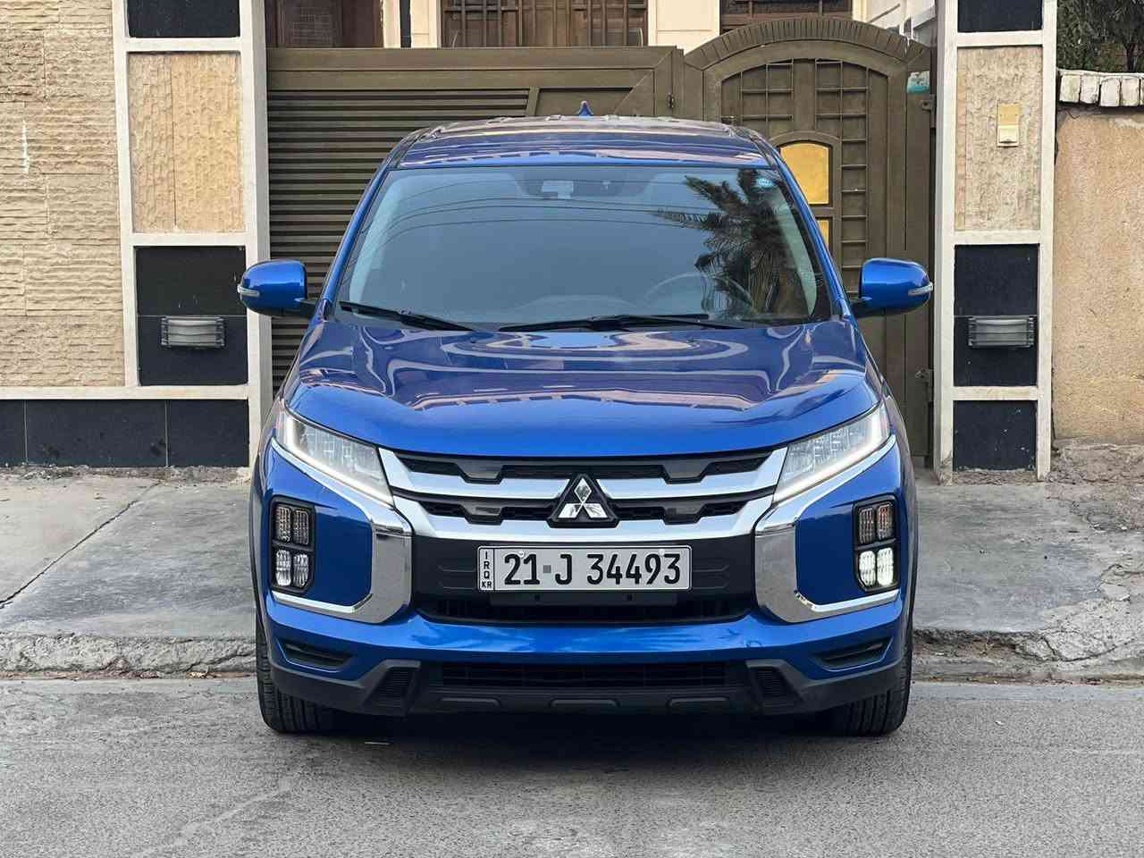 متسيوبيشي اوتلاندر سبورت se
موديل 2020
‎محرك 2000cc تنفس طبيعي
‎بصمة
‎كشنات تدفئة
‎رادار امامي
‎رادار جانبي
‎مانع تزحلق
‎مانع تصادم
‎السيارة مفعل عليها كل الاوبشنات
‎من تمشي ٨٠ وتضرب بريك مفاجئ تشغل اربع اشيار
‎لايتات زينون بلادي
‎بك لايت لد
‎شاشة
‎كامرة خلفية
‎تدعم ابل كار بلي
‎السيارة وارد امريكي
‎حادثها شبة كلين
‎الضربة بالتاير و٤ اصابع بالجاملغ الامامي عكس السايق السيارة 
‎ايرباكات كله سليمة
‎تبديل قطعه وحدة جاملغ فقط

ماشية65 ميل
السيارة كلش نضيفة
‎حجم المحرك 2000 تنفس طبيعي
‎السعر 146بي مجال
‎ نفق الشرطة
*********** بغداد, العراق
