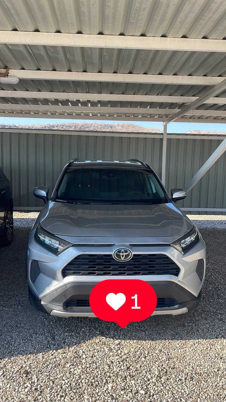 راف فور LE 2020

سيارة ماشية 59 ألف ميل
دبل أكسل
بيها 3 مودات سياقة: Eco – Normal – Sport

بيها:
 -تحديد سرعة
 -رادار أمامي
 -مراية رادار
-بيها نظام تثبيت المسار، ما تطلع من خط الشارع

ضرر سيارة:

 • قباغ الصندوق مبدل ومخلينه أسود، وصبغ بخ
 • ربع بوند
 • نص جاملغ ونص شبر من باب السكن وتعديل بارد بسيط جاملغ خلفي
 (مأشر بالصور)

السيارة باسمي
مرقمة أربيل – بليت قديم
السنوية لحد 2026
الهزة جديدة
وعليها 4 تايرات جدد

المحرك والكير بشرط ؛
السيارة مثل اللاستك، ما بيها أي صوت تقم نهائياً، مثل الشركة، كلشي بشرط

السيارة وياي صارلها 4 سنين ونص
مشتريها من دبي بنفسي، جانت ماشية 2000 ميل

موقع السيارة: عقرة / أربيل

للتواصل واتساب:
📞 +9647504471054
