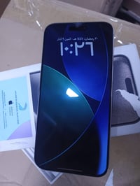 ايفون 15 بروماكس ذاكرة ٢٥٦ كل شي مامبدل بي أي شي جديد بطارية ٩٦ مشحون ...