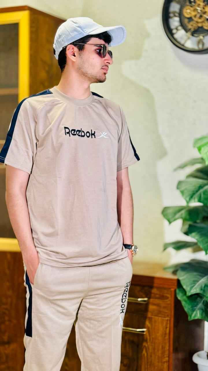 جديدنا تراك صيفي ❤️🖤
تراك شبابي صيفي بستايل سبورت خامة قطن فانيلة بارد 🖤 
🚘يوجد خدمة توصيل لجميع محافظات العراق 🚘 المحاويل, بابل


**إذا كنت صاحب هذا الإعلان وتريد حذفه لأي سبب، رجاءا أرسل رسالة إلى الدعم الفني**