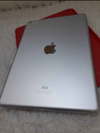 ايباد 9 • ٢٥٦ • بطاريه ٨٥٪