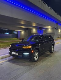 لمتد L • ٧ ركاب • ٦ سلندر