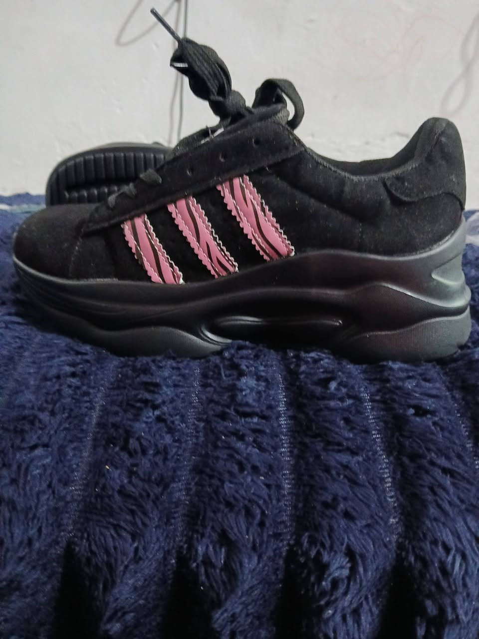 سعر القطعه فقط 8الف للحجز على الرقم***********
