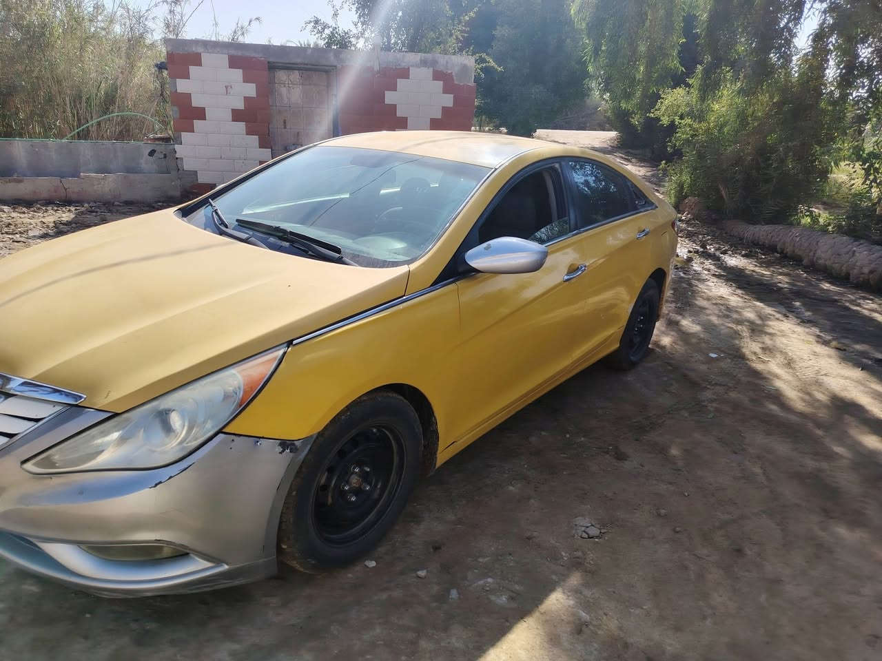 سنوتا البيع سيارة جاهزه 2013كير ومكينه خير من الله تبريد امريكي المكان الديوانية  الحمزه الشرقي  *********** شرط التحويل مصفره هيه وغرامات السعر  80 وبيه مجال  سيارة  معامله كامله  فقط حداديه عايزه
