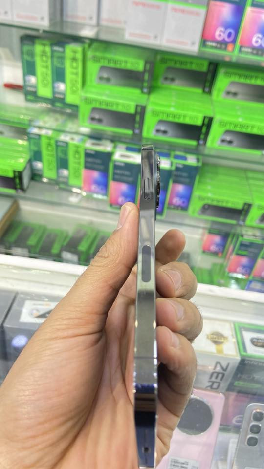 13 pro max 256
🔋98
مثل ما موضح بالمنشور مبدل شاشة وكامرة بالوكالة قطع اصلية 
***********
