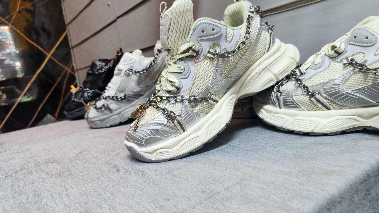 حذاء Bensiaka زنجيل بغداد, العراق


**إذا كنت صاحب هذا الإعلان وتريد حذفه لأي سبب، رجاءا أرسل رسالة إلى الدعم الفني**