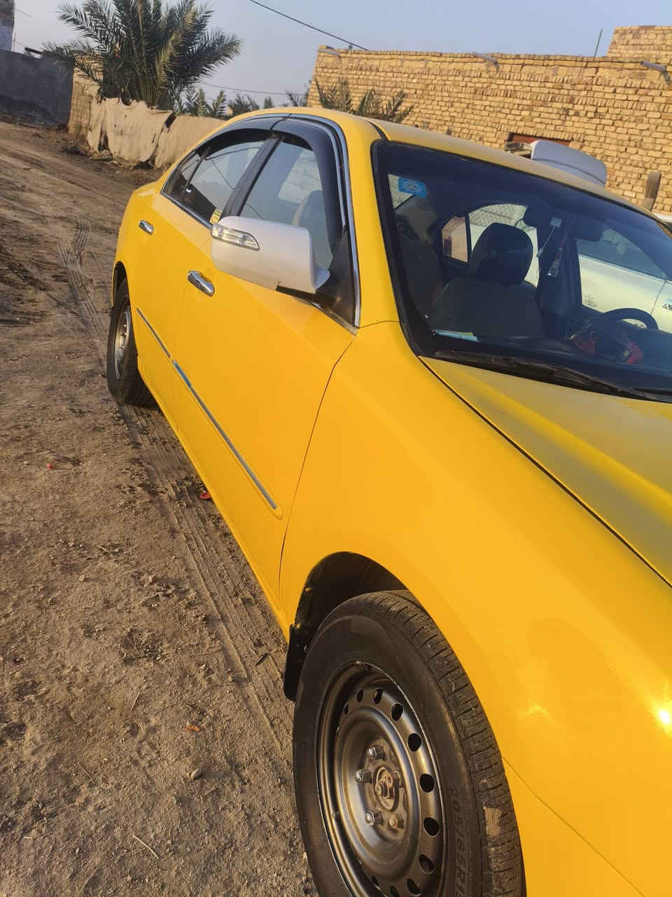 ابتيمه للبيع موديل 8لوتز رقم نجف نكليزي غاز بانزين بيها جاملغ وبنيد محرك وكير حاويه  توهن شادهن صبغه جديده جاهزه من الدعاميه إلى الدعاميه مكان الديوانية قضاء الشافعية الاتصال على الرقم ***********
