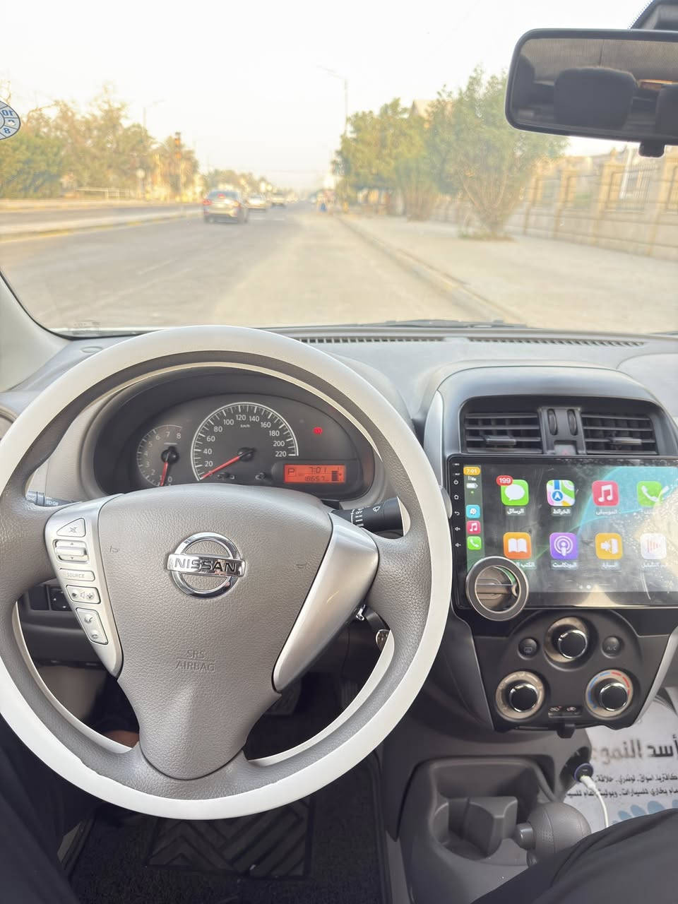 السلام عليكم  نيسان صني هندي  مديل 2025  ماشيه 19الف البليته الزركه  كفاله عامه عده طعجه بل داير الخلفي 
معروفه مواصفاته حساسات خلفيه 
تبريد ثلج + تدفئه
شاشه نضام الكار بلي 
دوشمه ارضيه وكشنات السياره كامله
السياره رقم شمالي تريد تحويل تريد وكاله  
السعر 128$ وبيه مجال 
غير متواجد على فيس رقم الهاتف ***********
