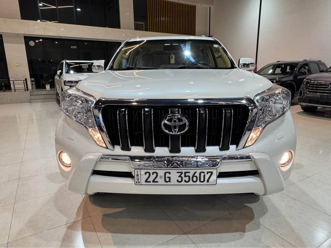 موبايل ***********
تويتا لاند گروز پرادؤ موديل 2014 خليجى شريكه جيهان زيرو اربيل مكفول كفاله بخاخ سلاجه 4 سلندر دعامى لددحامى مكوفله هيچى نيه 97000 KM روشتيه 
رقم سنوى جديد عنوان اربيل سحر 290$ بيمجال أربيل, العراق
